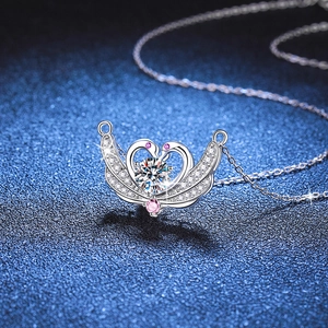 Elegant S925 sterling silver swan heart necklace with 1 carat sparkling moissanite