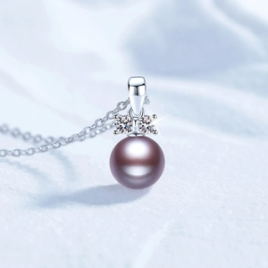 Elegant S925 sterling silver necklace with a natural purple pearl and moissanite pendant
