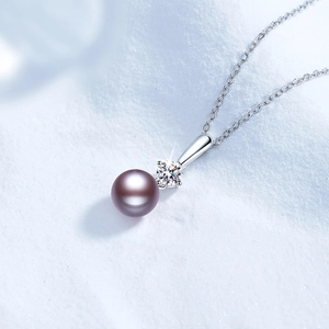 Elegant s925 silver necklace featuring a purple pearl pendant with a moissanite stone