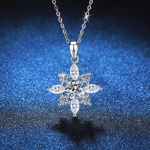 Collier Flocon de Neige en Argent Sterling 925 Pour Femmes Pendentif Étoile à Huit Branches Élégant Bijoux de Mode