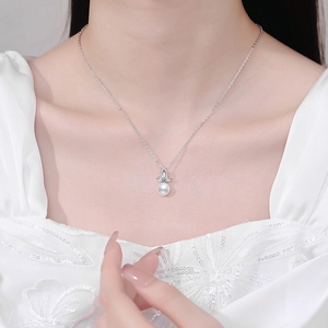 Elegant s925 silver necklace with crown pearl pendant on model for classic style