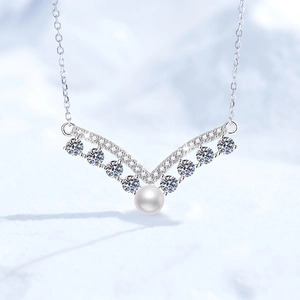 Collier En Argent Sterling 925 Pendentif Moissanite En V Avec Perle D'Eau Douce Bijou Élégant Pour Femme Quotidien