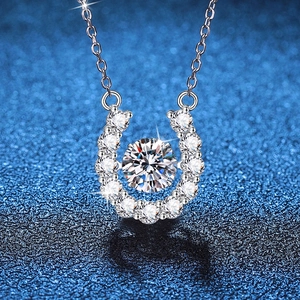 925 Sterling Silver Moissanite Necklace For Women Horseshoe U-Shape Dancing Stone Pendant D Color VVS1 Moissanite Fine Jewelry Gift