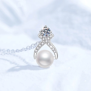 Moissanite and natural freshwater pearl pendant on a cross design S925 silver chain