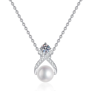 Elegant s925 sterling silver moissanite necklace with freshwater pearl cross pendant