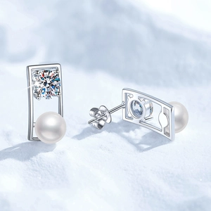 Elegant S925 sterling silver geometric stud earrings with moissanite and white pearl