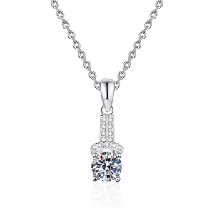 Elegant S925 sterling silver necklace with 1 carat moissanite solitaire pendant