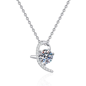 S925 sterling silver moissanite necklace with 1 carat D-color stone in curved pendant