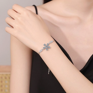 Adjustable S925 sterling silver cherry blossom bracelet with sparkling moissanite stones
