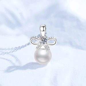 Moissanite bow necklace with freshwater pearl pendant in s925 sterling silver