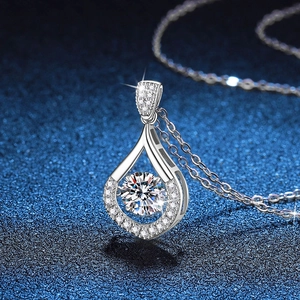 S925 sterling silver necklace with a 1ct moissanite teardrop dancing stone pendant