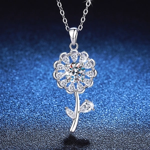 925 Sterling Silver Sunflower Pendant Necklace Moissanite Sparkling Flower Key Shape Light Luxury Jewelry For Women Anniversary Gift