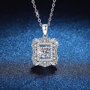 Collier Pendentif Moissanite Carré De Luxe En Argent Sterling 925 Chaîne En Croix Bijoux Scintillants Cadeau Pour Femmes