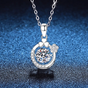 Collier Pendentif en Moissanite en Argent Sterling 925 pour Femme Élégante Fleur Cœur Couronne Forme Bijoux Cadeau