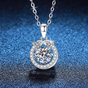 925 Sterling Silver Moissanite Heart Pendant Necklace For Women Elegant Moving Center Stone Sparkling Jewelry Valentine Gift