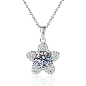 Elegant S925 sterling silver camellia necklace with a 1ct round moissanite pendant
