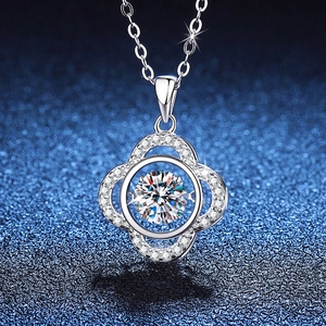 925 Sterling Silver Moissanite Necklace For Women Sparkling Four Leaf Clover Dancing Stone Pendant Elegant Adjustable Chain Fine Jewelry Gift