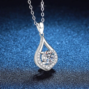 S925 sterling silver water drop pendant necklace with 1 carat moissanite and halo stones