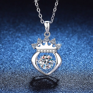 Collier Pendentif en Argent Sterling 925 Moissanite pour Femme Cœur Couronne Pierre Dansante Bijoux Cadeau de Saint Valentin