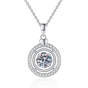 S925 Sterlingsilber Halskette mit tanzendem Moissanit-Anhänger und kleinem Herzdetail