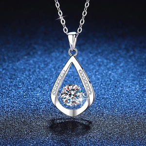 Sparkling S925 sterling silver necklace with a 1 carat teardrop moissanite pendant