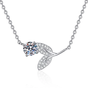 925 sterling silver wind-blown leaf pendant necklace with 1ct moissanite center stone