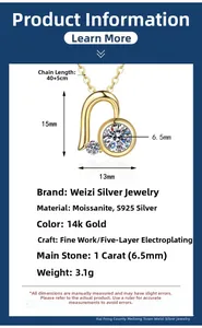 Gros plan du collier note de musique en argent S925 avec une moissanite de 1 carat