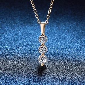 925 Sterling Silver Moissanite Pendant Necklace For Women Three Stone Vertical Inlaid Elegant O-Chain Jewelry Accessory