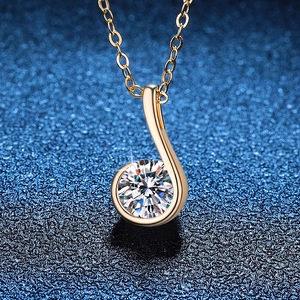 S925 sterling silver music note necklace with 1 carat D color moissanite in gold