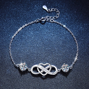 Adjustable S925 sterling silver heart infinity bracelet with sparkling moissanite stones