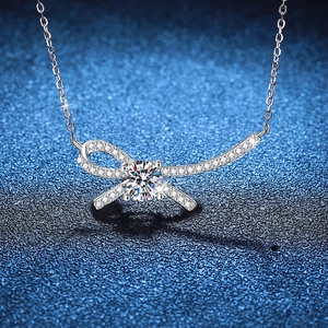 Collana con Ciondolo a Fiocco in Argento Sterling 925 per Donna Lusso Colore D Lucido Zirconia Nastro Catena da Clavicola Gioielli Regalo