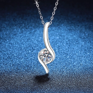 S925 Sterling Silver Moissanite Pendant Necklace For Women D Color Round Cut Moissanite Solitaire Necklace Fine Jewelry Gift
