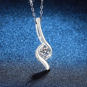 Elegant S925 sterling silver swirl pendant necklace with brilliant moissanite stone