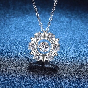 Sparkling S925 sterling silver snowflake necklace with 1ct moissanite dancing stone pendant