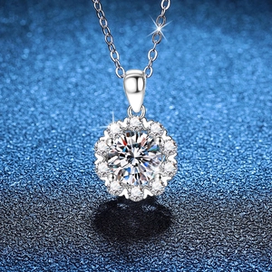 925 Sterling Silver Snowflake Pendant Necklace For Women Round Brilliant Cut Moissanite Flower Necklace D Color Jewelry Gift