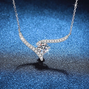 Collier en Argent Sterling 925 Moissanite pour Femme Élégant Pendentif Vague Avec Strass Incrustés Bijoux de Mode Cadeau