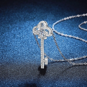 Elegant S925 sterling silver key pendant necklace with sparkling moissanite stones