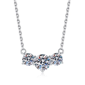 Elegant s925 silver necklace featuring three sparkling round-cut moissanite diamonds