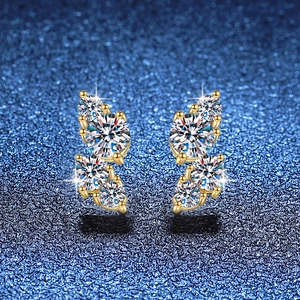 Orecchini a Bottone in Argento Sterling 925 Moissanite Placcati Oro Zirconia Graduata Orecchini a Onda Curva per Donna Gioielli Minimalisti