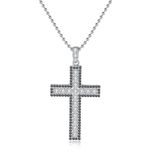 Collier croix en argent S925 avec moissanite et pavé de pierres noir et blanc