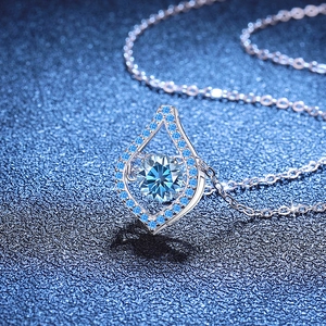 Collier en argent sterling S925 avec pendentif goutte d'eau et moissanite de 1 carat