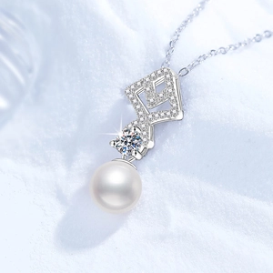 Collana in argento sterling 925 con pietra Moissanite e perla d'acqua dolce tonda 8mm