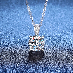 Classic S925 silver necklace with a 1ct round moissanite pendant in four-prong setting