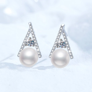 925 Sterling Silver Moissanite Freshwater Pearl Stud Earrings Elegant Triangle Geometric Inlaid Jewelry For Women Gift