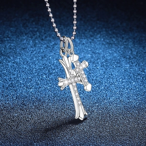 Collier en argent sterling S925 avec pendentif double croix et pierres Moissanite