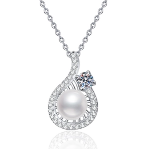 S925 sterling silver necklace featuring teardrop freshwater pearl and sparkling moissanite