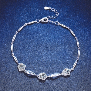 Plum Blossom 925 Sterling Silver Moissanite Bracelet Adjustable Chain For Women Elegant Daily Anniversary Jewelry Gift