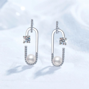 Boucles d'oreilles épingle de nourrice en argent S925 avec perles et moissanite