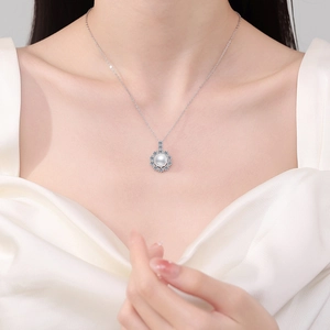 S925 sterling silver sunflower pendant necklace with freshwater pearl and moissanite stones