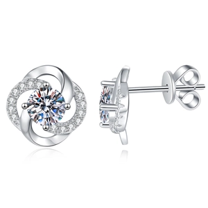 Boucles d'oreilles trèfle en argent S925 et moissanite avec un design floral étincelant